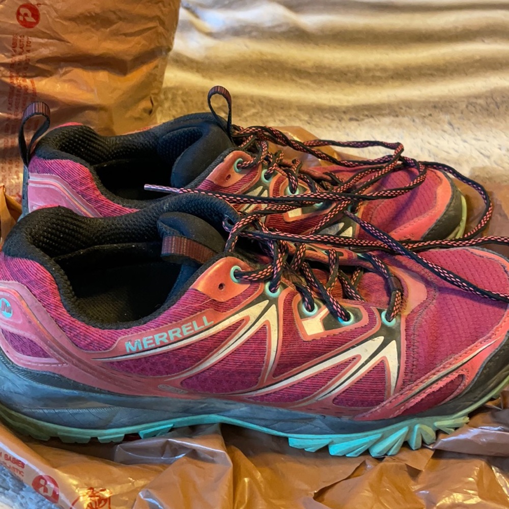 Merrill select grip trail shoes